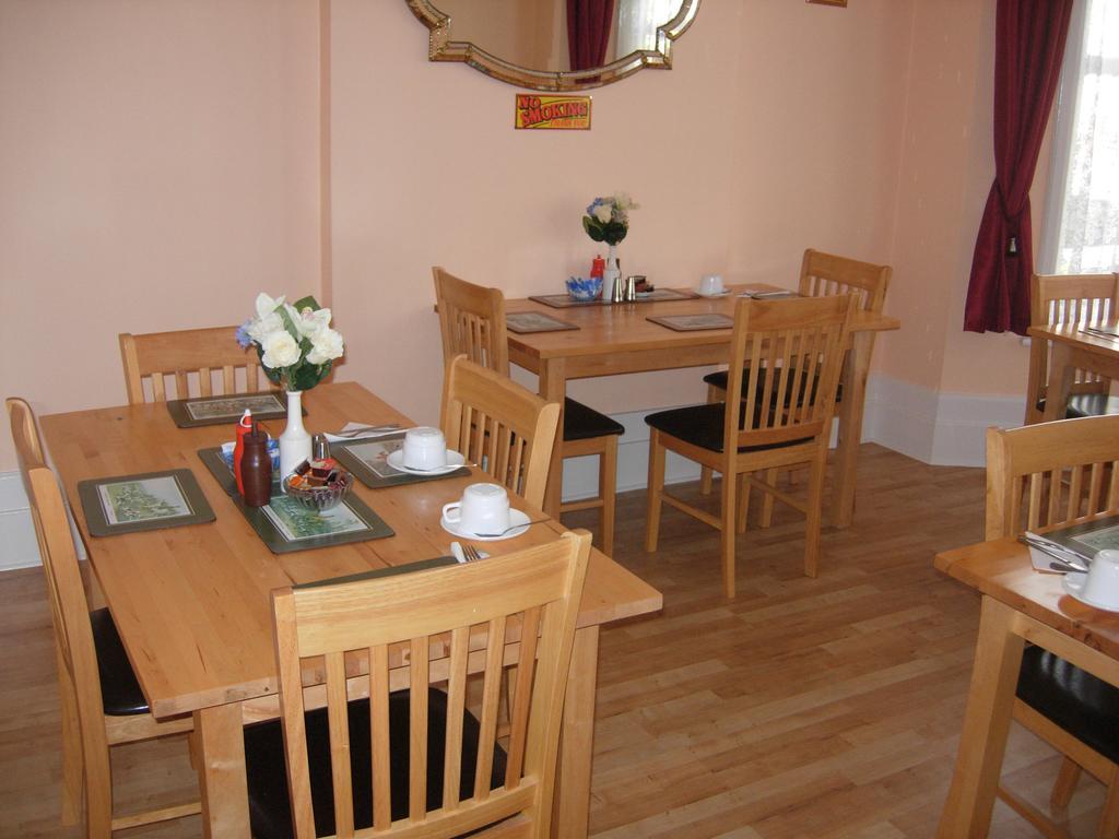 Longfield Guest House Дувър Екстериор снимка
